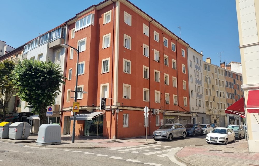 Foto de inmueble: PISO CON ASCENSOR EN AVDA. DEL CID CAMPEADOR